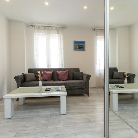 Alpha Loft 1Br Apartment In Center Zára Kültér fotó