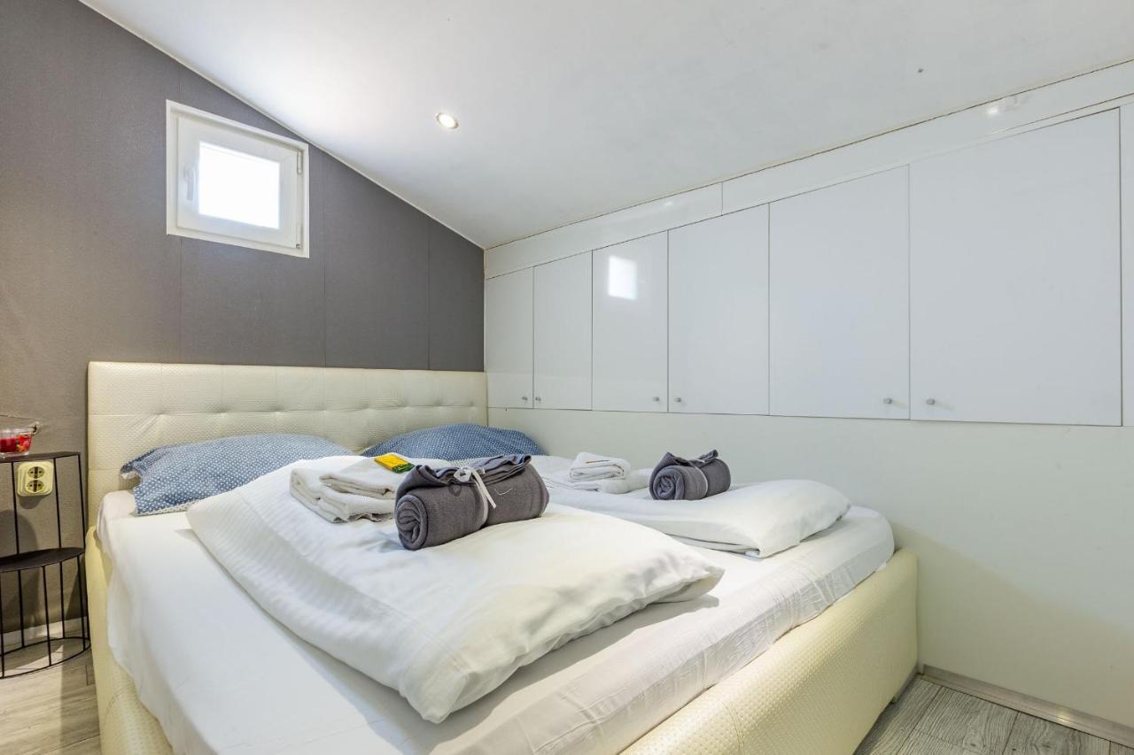 Alpha Loft 1Br Apartment In Center Zára Kültér fotó