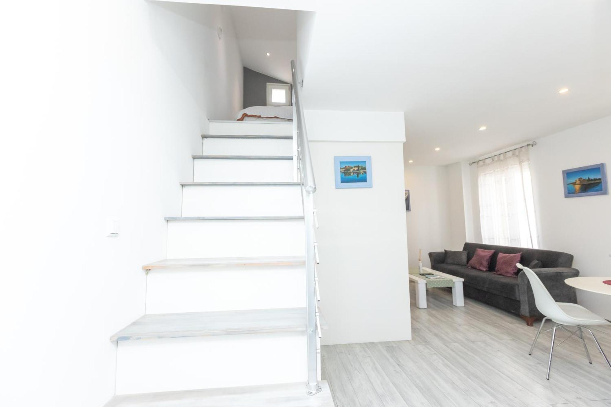 Alpha Loft 1Br Apartment In Center Zára Kültér fotó